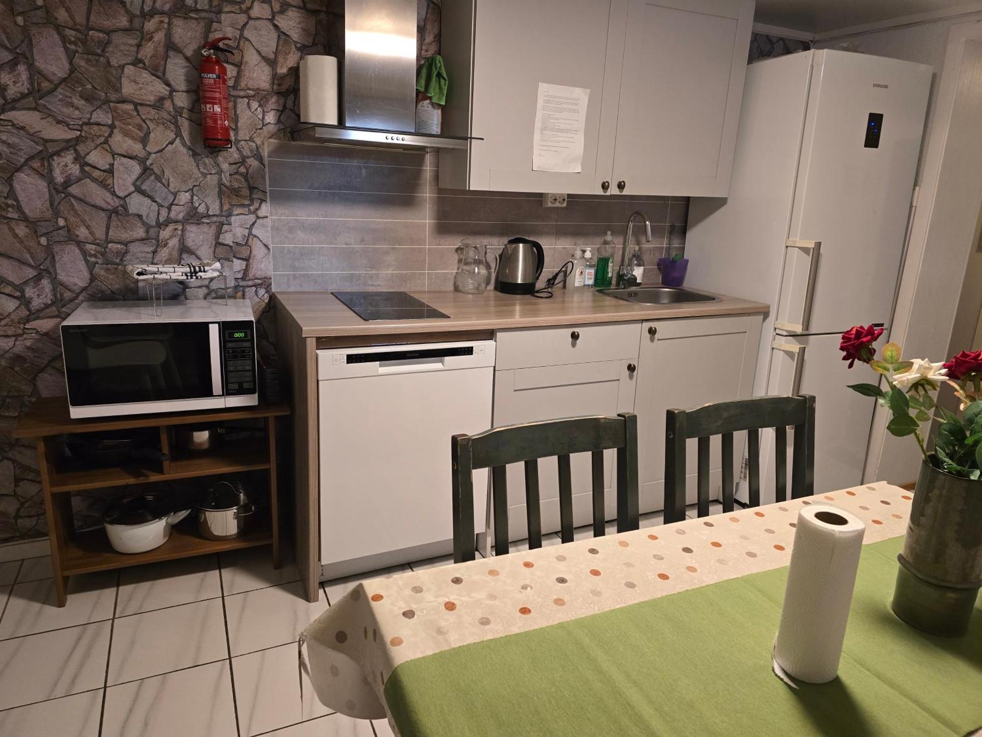 Feelhome 2 Bedrooms Apartment Vidarsveg Tromsø Exteriör bild